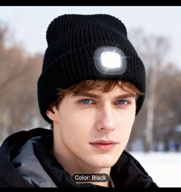 Beanie cap with light